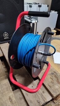 Dátový kábel + hardcase - 2