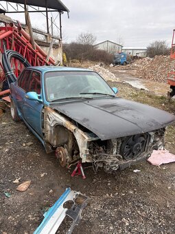 Rozpredám BMW - 2