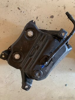 Nádrž ad blue,čerpadlo,VW - 2