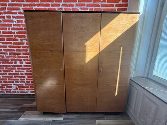 Predám starožitny nábytok - 2