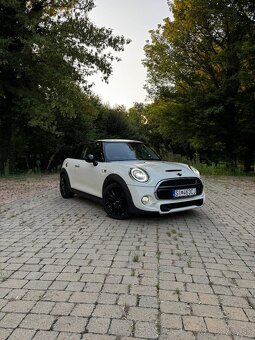 Mini Cooper S (2018) – 192 koní - 2