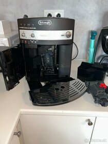 De'Longhi automatický kávovar ESAM 3000 B Magnifica - 2