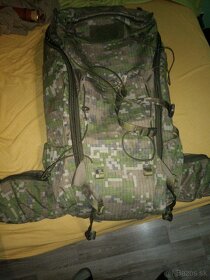 Predám vojenský  batoh digi vz.2007 les Magnus 40l - 2