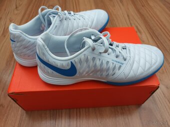 NIKE LUNARGATO č. 42,5 halovky - 2