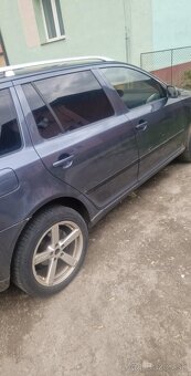 škoda octavia 2 2.0 103kw 4x4 - 2