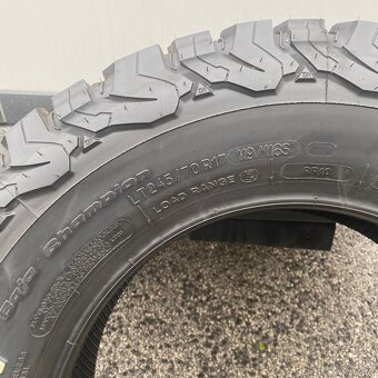 5ks BFGoodrich All Terrain T/A KO2 245/70 R17 119S - 2