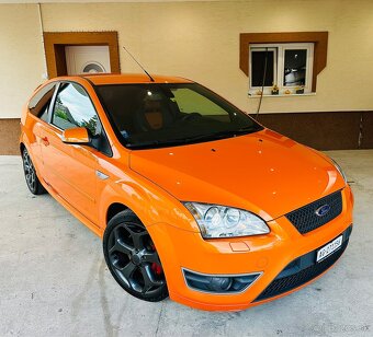 Ford FOCUS ST 2.5 benzin 166 kW - 2