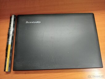 predám notebook LENOVO G50-30 , WINDOWS 7 , 2x baterka - 2