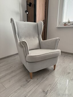 Kreslo s taburetkou - 2