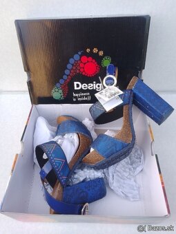 KABELKY PEŇAŽENKY DESIGUAL - 2