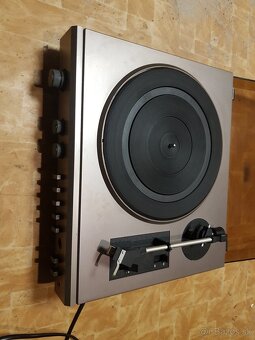 predam gramofon tesla - 2