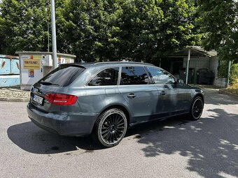 Audi a4 b8 2.0tdi 105kw automat - 2