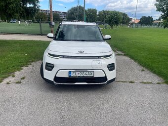 Predám KIA E-SOUL PLATINUM r.v 2021 - 2