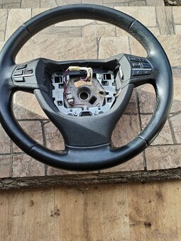 Predám volant - 2