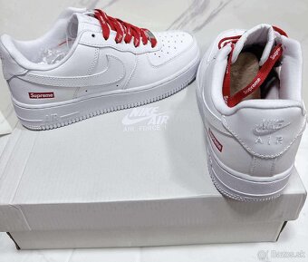 Nike Air Force x Supreme - 2