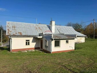 Na predaj rodinný dom / chata v tichej časti Banskej Štiavni - 2