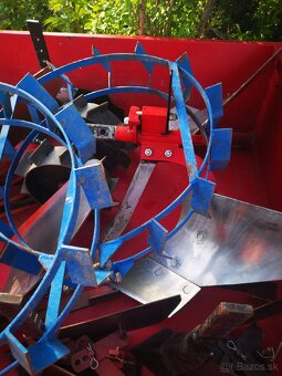 Predaj aj po jednom súčasti viď. fotky. - 2