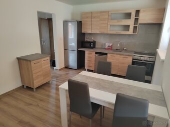 Predaj 2 - bytu v Stošiciach. - 2