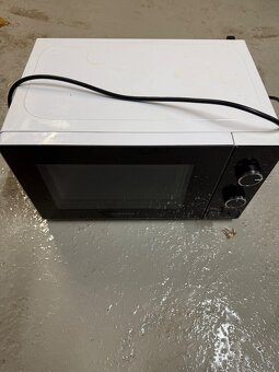 Mikrovlnka Samsung - 2