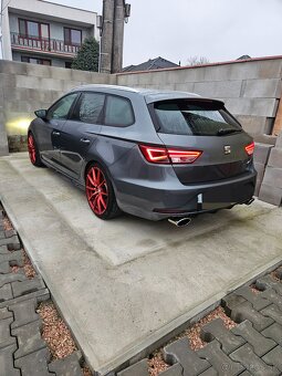 Seat leon Cupra ST 290 performance - 2