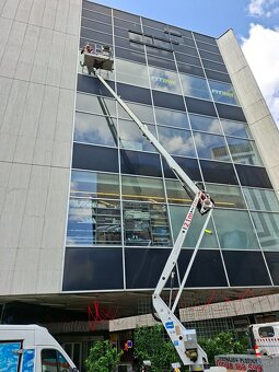 Prenájom plošiny 21m - 2