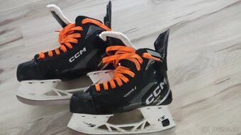 Korčule CCM Tacks AS-580 Junior - 2