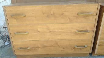 Komoda - 2