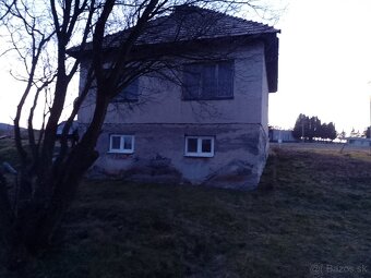 Predám rodinný dom s pozemkom - 2