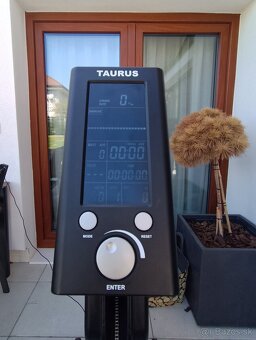 Veslovací trenažér taurus row x novy stal 1490 euro - 2