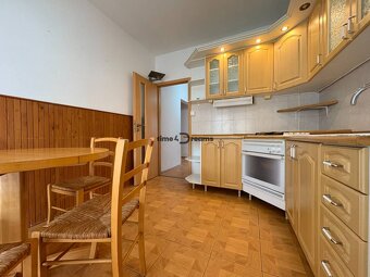 Na predaj: 3 izb.byt + loggia + klíma + pivnica - 2