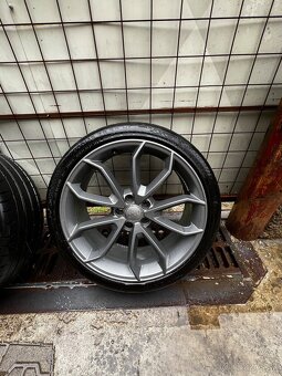 Elektróny Audi rs3 r20 et36 255/35 zr20 - 2