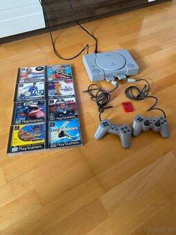 Playstation 1 Ps1 PSX herná konzola retro + 8hier - 2