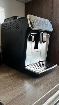 Kávovar Philips LatteGo 3200 - 2