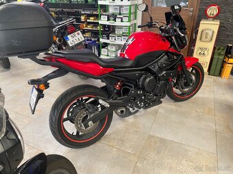 Yamaha XJ6 2012 - 2
