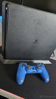 Predám Ps4 Slim - 2