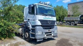 Mercedes Axor - 2