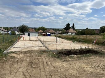 Hľadáme prácu: Základy a Základové dosky - 2