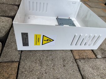 Rozvádzač, skrinka, elektroinštalačná skrinka - 2