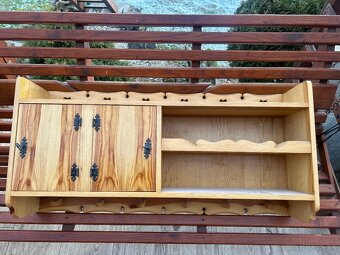 Starožitná skrinka - 2