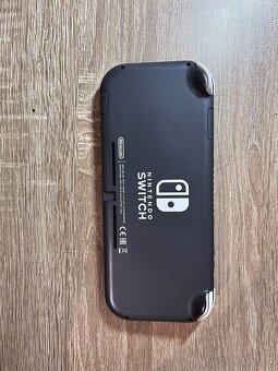 Nintendo switch lite - 2