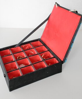 Krabička na šperky, nerasty a pod. - 2