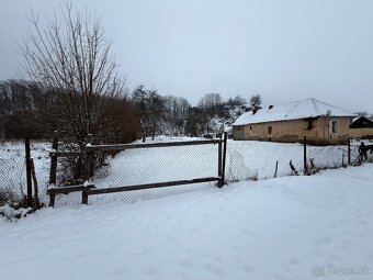 Predaj pozemku v obci Chvalová - 2