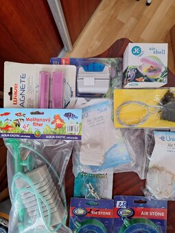 Predám prebytky pre akvaristiku - 2