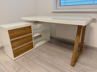 Pracovny kancelarsky stôl - 2