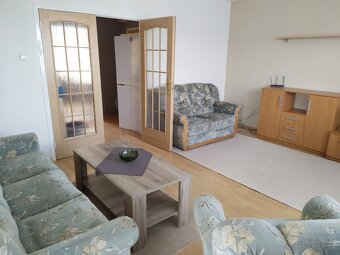 Prenájom 3 izbový byt - 2