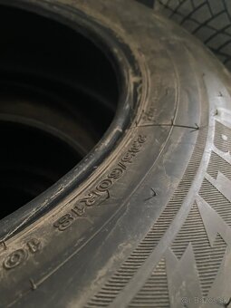 Bridgestone 235/60 R18 zimné pneumatiky - 2