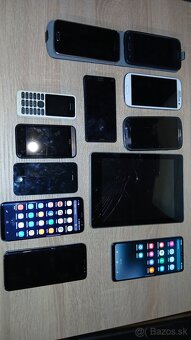 Staršie mobilné telefóny - 2