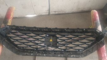 Predna maska Seat tarraco - 2