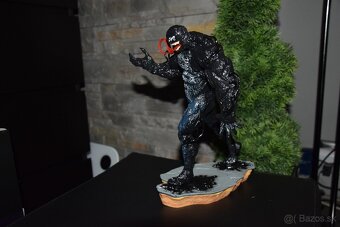 Figurka Venom - 2