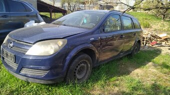 Rozpredám Opel Astra H - 2